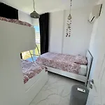 Penthouse Paulina * Sarandë