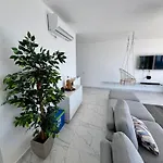Penthouse Paulina Apartment Sarandë