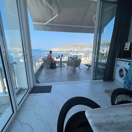 Penthouse Paulina Apartment Sarande